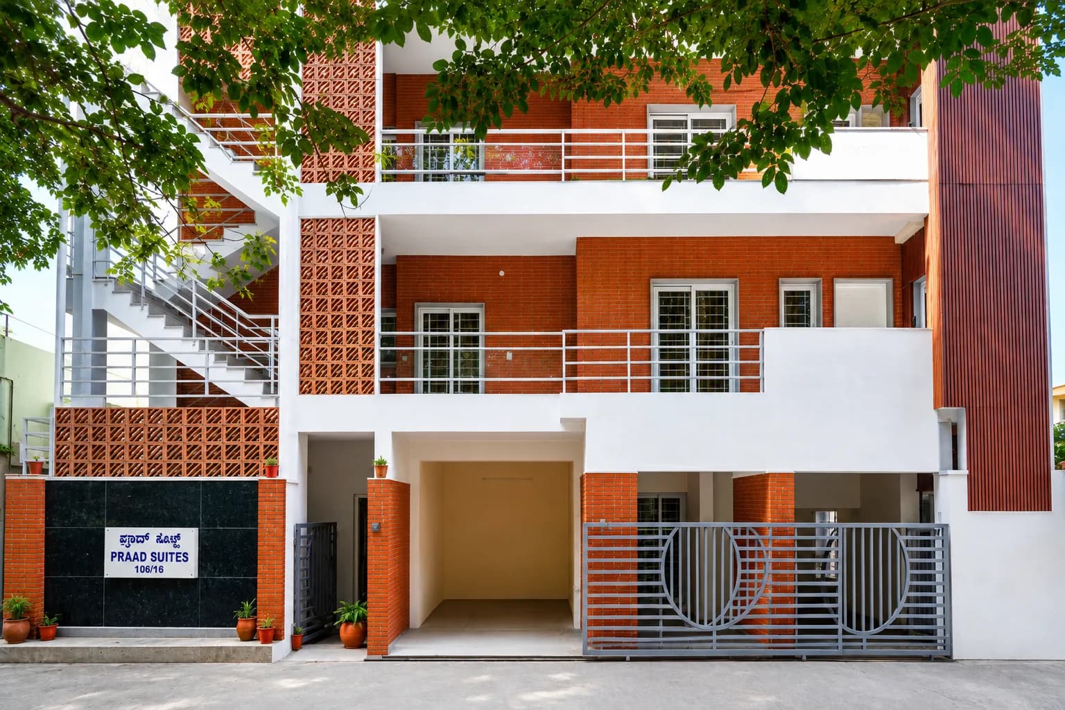 PRAAD Suites